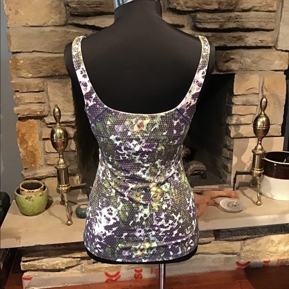 Lululemon Top - Picture 3 of 4